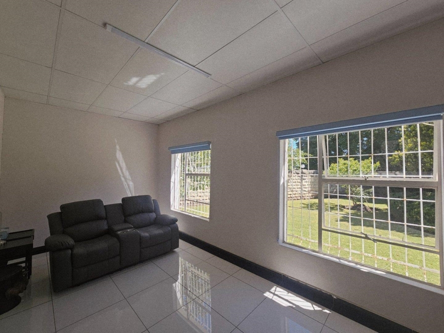 4 Bedroom Property for Sale in Ladybrand Free State